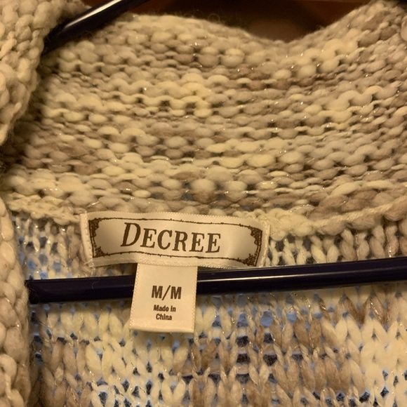 Sleeveless Top Knit - Picture 8 of 8